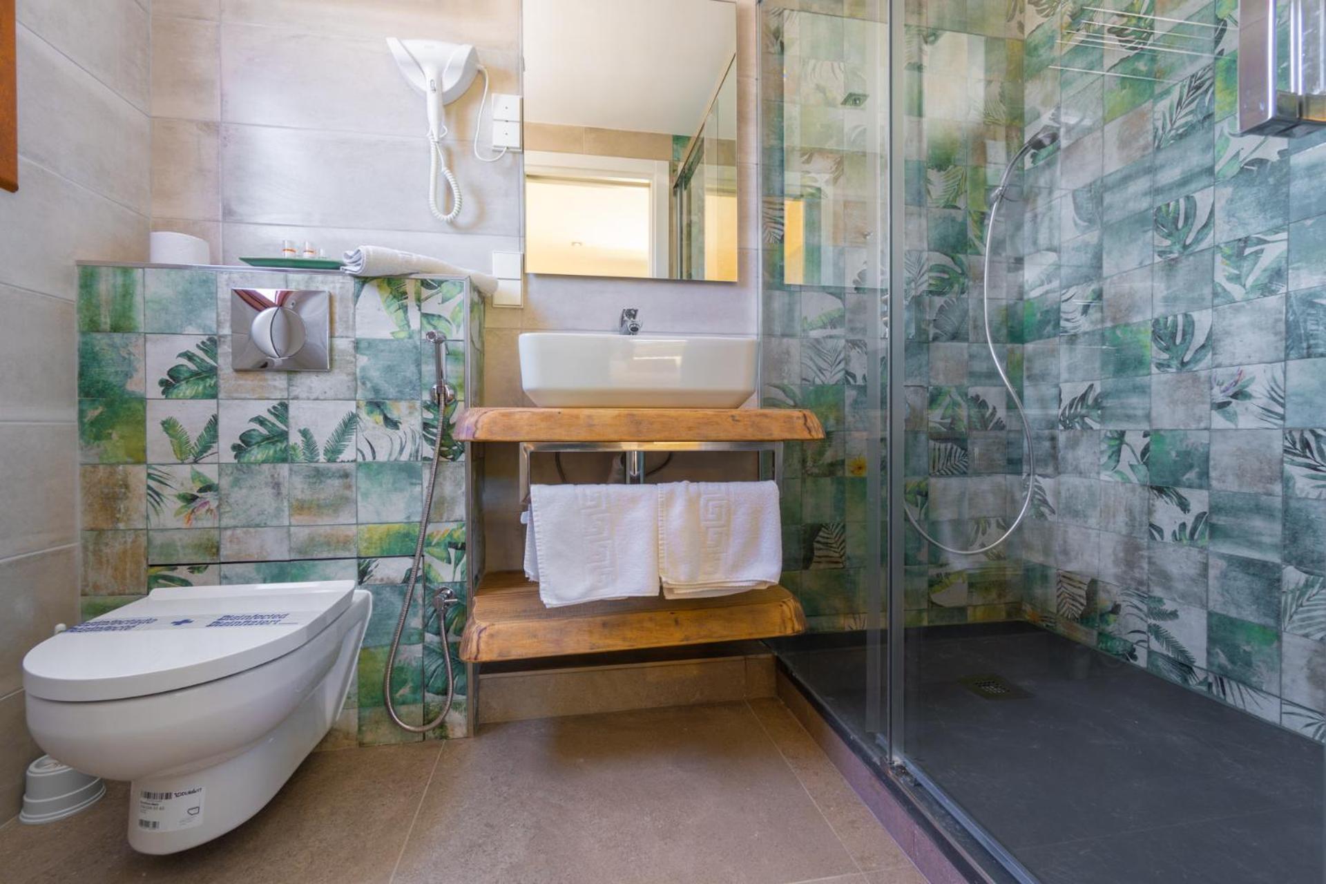 Hostal Restaurante Pou Des Lleo Sant Carles de Peralta Værelse billede